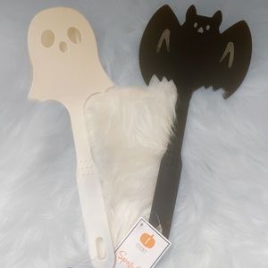 ✂️Target Bullseye Bat and Ghost Spatula